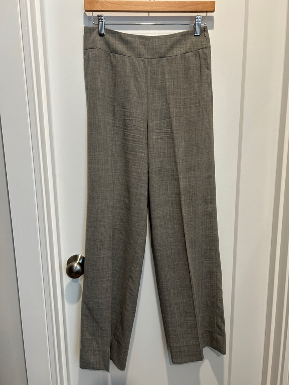 Akris summer-weight, wide leg trouser.